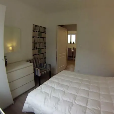 La Maison Devant La Prairie - 5 Gites Pour 4 A 40 Personnes *