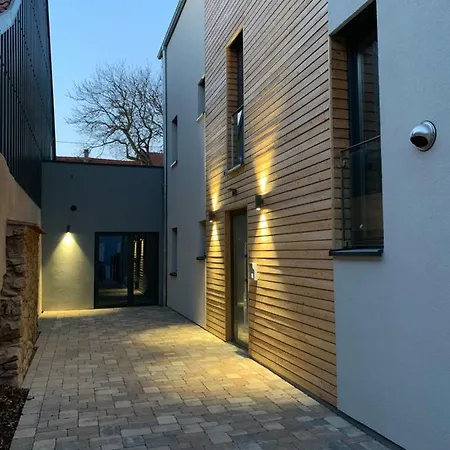 La Maison Devant La Prairie - 5 Gites Pour 4 A 40 Personnes Holiday home