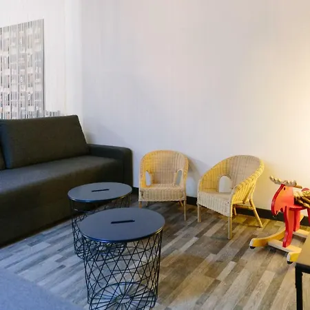 La Maison Devant La Prairie - 5 Gites Pour 4 A 40 Personnes Holiday home Griesheim-pres-Molsheim