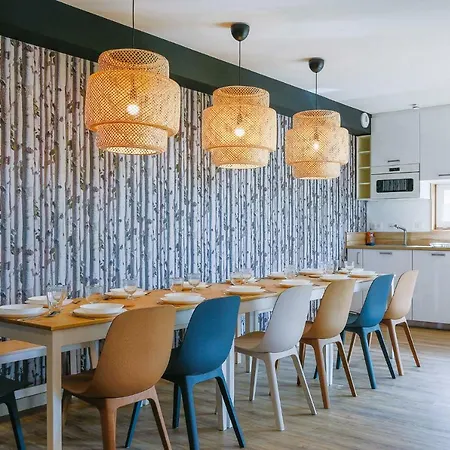 La Maison Devant La Prairie - 5 Gites Pour 4 A 40 Personnes *
