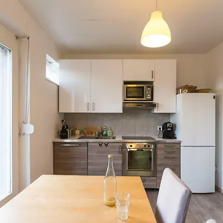 La Maison Devant La Prairie - 5 Gites Pour 4 A 40 Personnes *