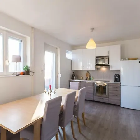 La Maison Devant La Prairie - 5 Gites Pour 4 A 40 Personnes Holiday home Griesheim-pres-Molsheim