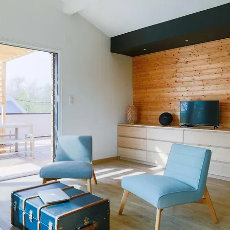 La Maison Devant La Prairie - 5 Gites Pour 4 A 40 Personnes